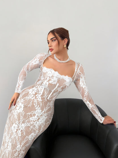 Abito Elegante con Scollo Quadrato e Dettagli in Pizzo