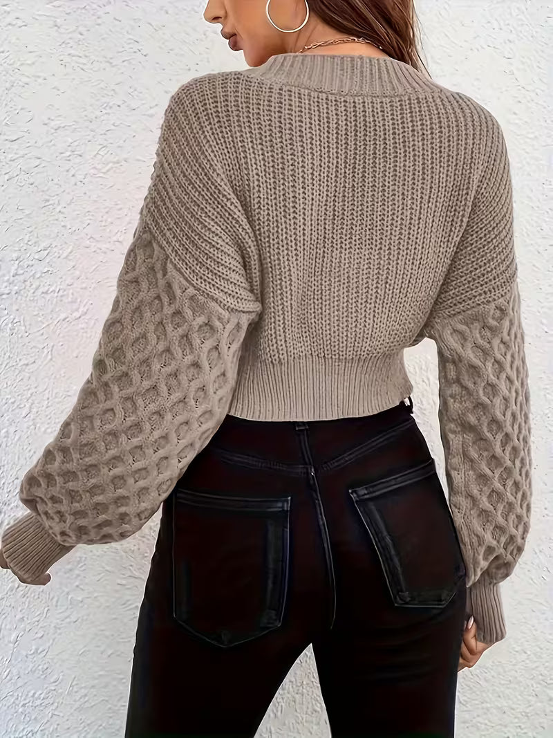 Cardigan Corto Elegante con Scollo a V