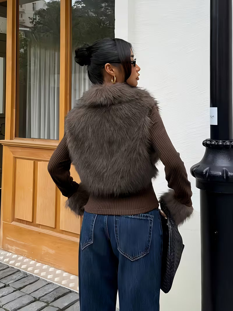 Giacca-Pelliccia con Zip e Maniche Lunghe in Pile