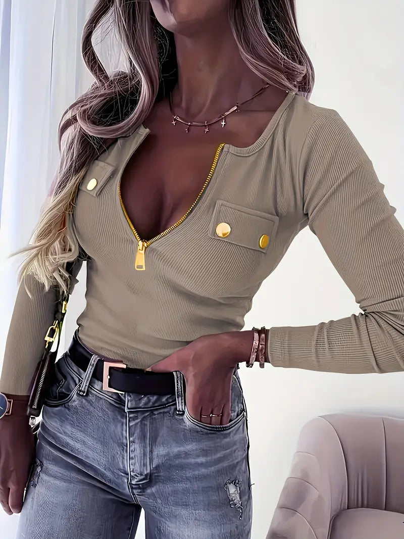 Maglia Aderente con Zip Dorata