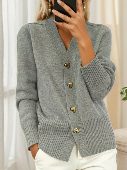 Cardigan con Bottoni a Cuore e Scollo a V
